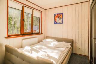 Мини-отель Hotel Galushko Микуличин Двухместный номер Делюкс с 1 кроватью и ванной-13