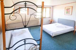 Мини-отель Hotel Galushko Микуличин Двухместный номер Делюкс с 1 кроватью и ванной-57